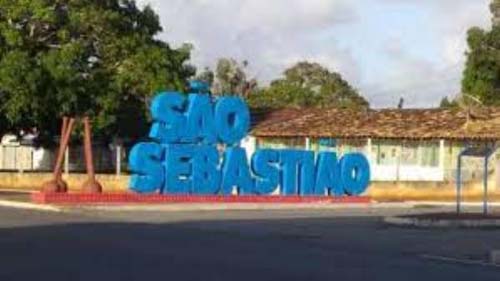 Homem embriagado é detido após ameaçar primo com faca em São Sebastião