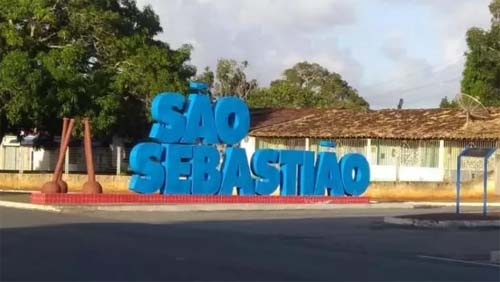 Comerciante é baleado na cabeça após luta com assaltante que acabou detido