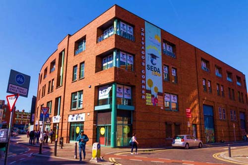 SEDA College oferece 100 bolsas de intercâmbio integrais e parciais para aprender inglês na Irlanda