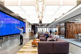 Prefeitura de SP e Uber anunciam retorno da empresa para a cidade