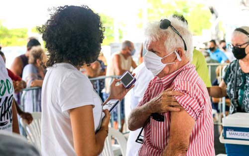 Vacinados entre janeiro e março, quase 11 mil idosos irão tomar a 3ª dose este mês em Alagoas