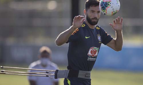 Seleção: Felipe e Diego Carlos são convocados para Eliminatórias