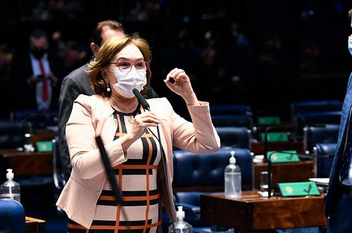 PL exclui legítima defesa da honra em casos de violência doméstica e feminicídio  