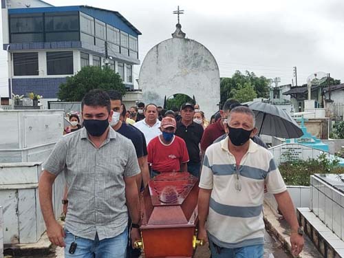 Escrivão da Polícia Civil é sepultado em União dos Palmares