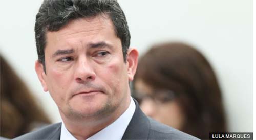 'Tenho que preservar minha biografia': Moro deixa governo e acusa Bolsonaro de tentar interferir na PF