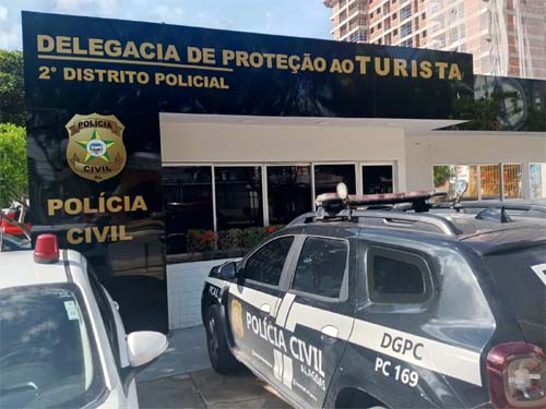 PC instaura inquérito para investigar casal flagrado em atos obscenos na Ponta Verde