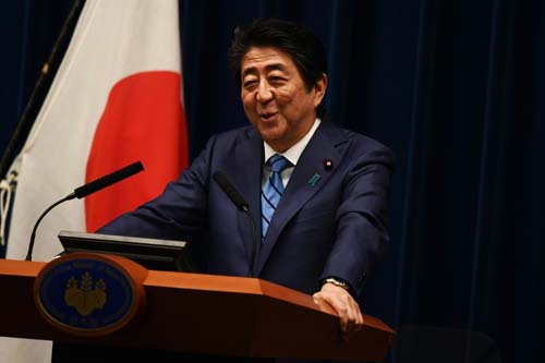 Japão sediará Jogos conforme o previsto, garante primeiro-ministro Shinzo Abe