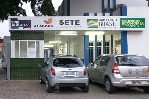 Sine oferece mais de 120 vagas de emprego para contratação imediata