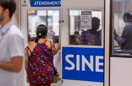 Sine Alagoas divulga 812 vagas de emprego para esta semana; saiba mais!