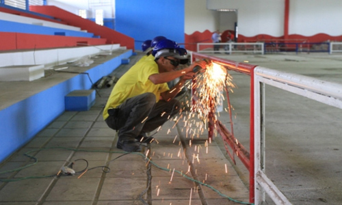 Reforma de complexo esportivo beneficiará cerca de dois mil estudantes em União