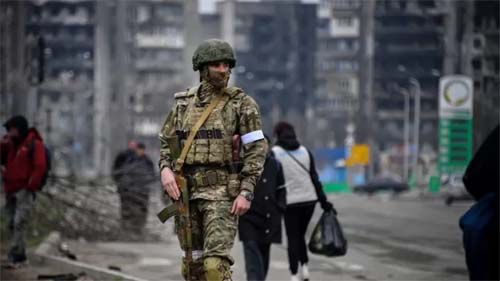 Guerra na Ucrânia: os esforços desesperados da Rússia para recrutar soldados