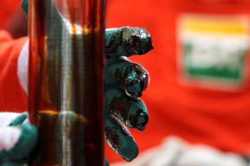 Petrobras identifica hidrocarbonetos em poço pioneiro no pré-sal de Santos