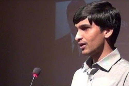 O jovem cego que fundou empresa milionária após ser impedido de estudar