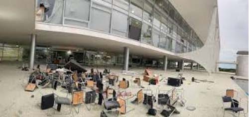 Alexandre de Moraes manda soltar 137 presos após ataques do dia 8 de janeiro