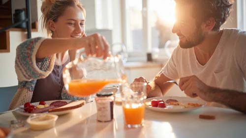 Suco de fruta no café da manhã? Não é uma boa ideia...