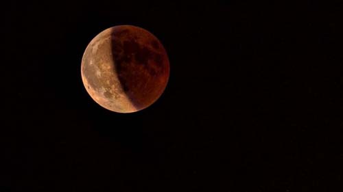 Eclipse lunar e superlua: onde será visível o fenômeno de 26 de maio (hoje)?