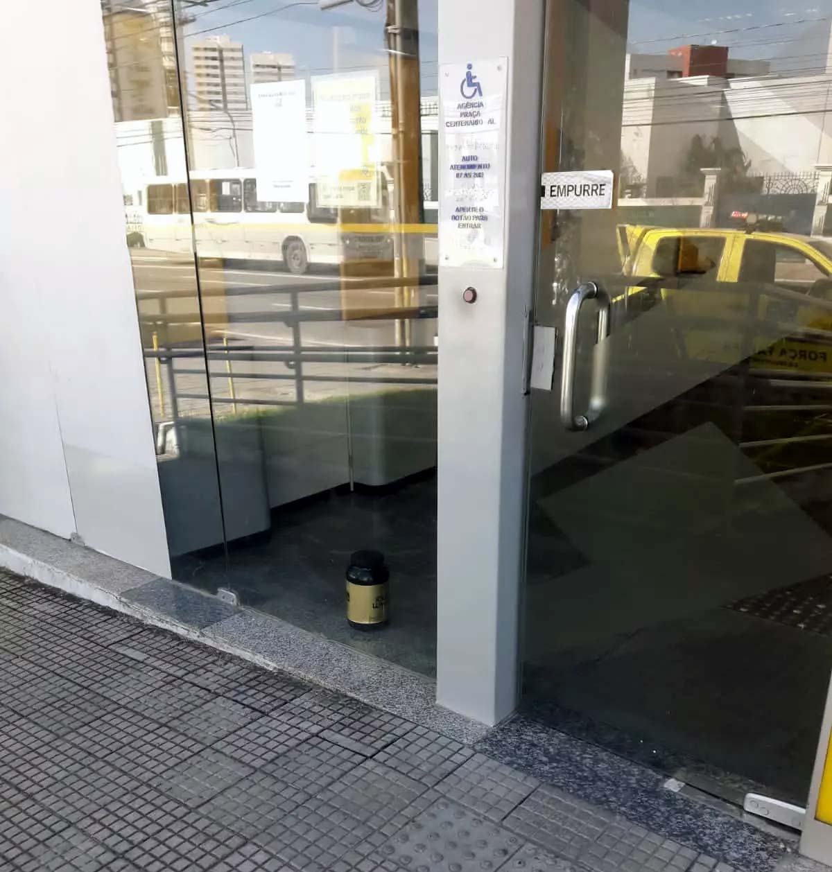 Bope descarta que material encontrado em agência bancária seja bomba