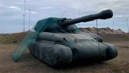 Tanques infláveis e armamentos '2D': como a Ucrânia usa iscas para enganar a Rússia