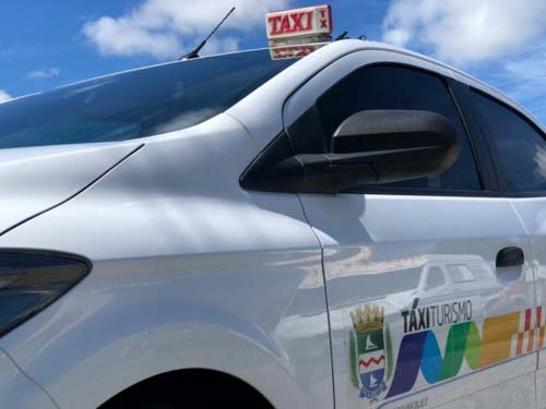 Prazo para taxistas renovarem permissões se encerra na próxima terça (20)