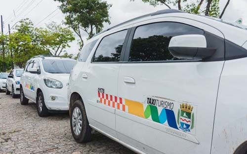 Taxistas e motoristas de aplicativos de Maceió ameaçam abandonar profissão