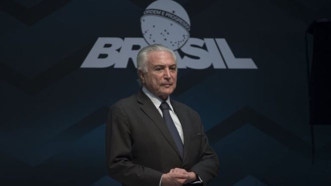 Temer volta a defender Constituição e diz que o Brasil tem ‘trava histórica’