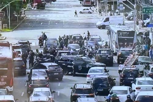 Confronto armado na Avenida Faria Lima resulta em uma vítima fatal e causa interrupção no trânsito