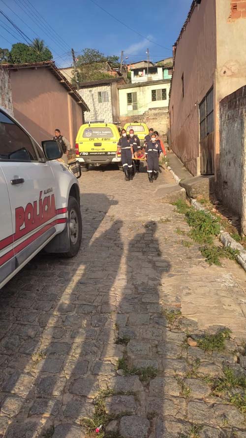 Uma pessoa morre e duas ficam feridas em atentado em Rio Largo