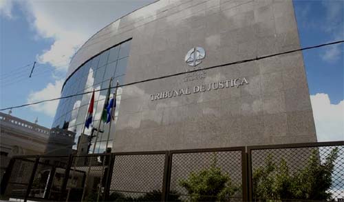 Advogado condenado a mais de uma década por tentativa de homicídio contra parceira em Alagoas