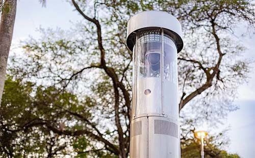 Totens eletrônicos da Polícia 24 horas foram instalados em algumas áreas de Maceió