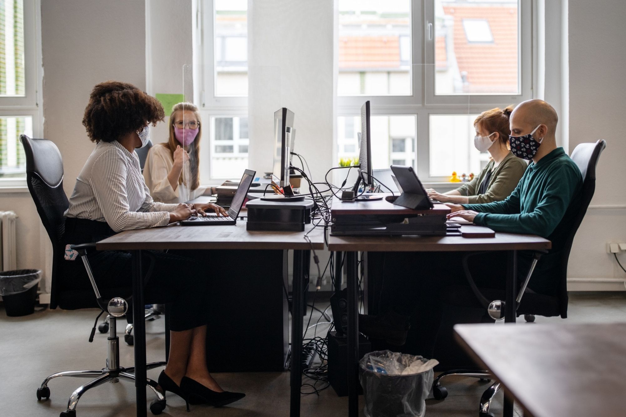 Bye bye home, hello office: como encarar o retorno ao escritório sem traumas