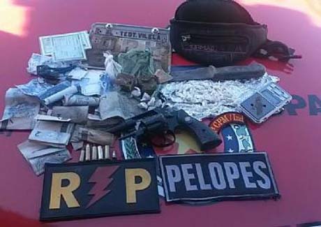 Acusado de tráfico morre em troca de tiros com a PM