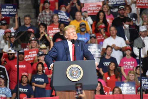 Trump diz que Brasil “não está muito bem” no combate ao coronavírus