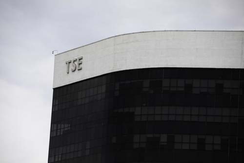 TSE marca julgamento de recurso de Lessa que pede cassação de Vilela