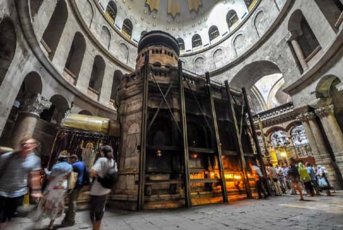 Tumba em que Jesus foi sepultado é aberta pela primeira vez desde 1555