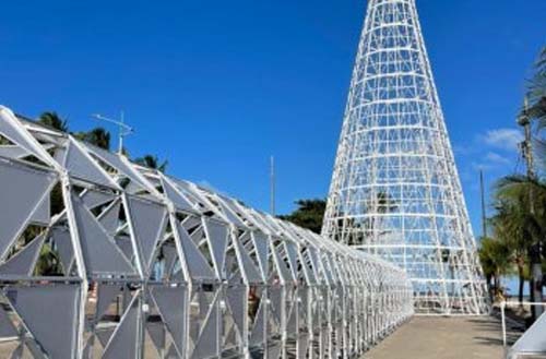 Ilumina instala túnel luminoso que passará por dentro da Árvore de Natal de Maceió