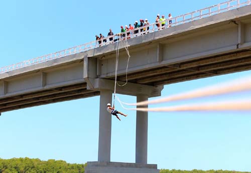 Turismo de aventura: grupo difunde rapel e tirolesa em Alagoas