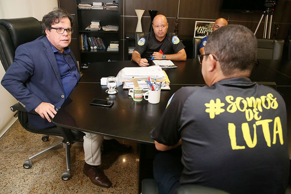 Reunião no TJ discute paralisação de agentes e escrivães da Polícia Civil em Alagoas