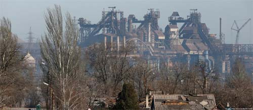 Comandante ucraniano em Mariupol pede ajuda internacional