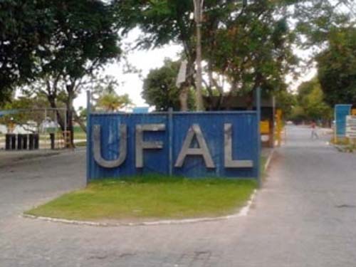 Casal é preso suspeito de furtar equipamentos da Universidade Federal de Alagoas