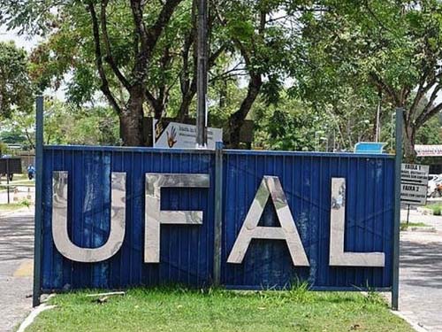 Reitoria da UFAL e Sinfra voltam ao trabalho presencial em todos os setores