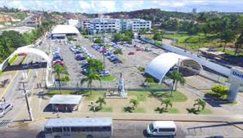 Policlínica da Unit está oferecendo atendimento médico gratuito