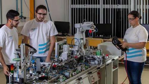 Para aumentar vagas de ensino técnico, MEC flexibiliza oferta nas universidades privadas