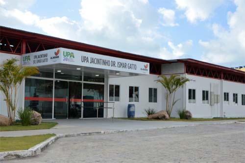 Conflito entre torcidas resulta em violência em Maceió