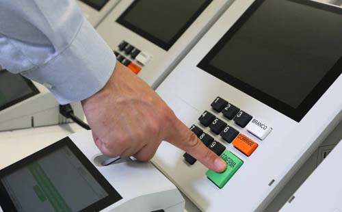 A política AL “gira” em torno dos candidatos a deputado federal