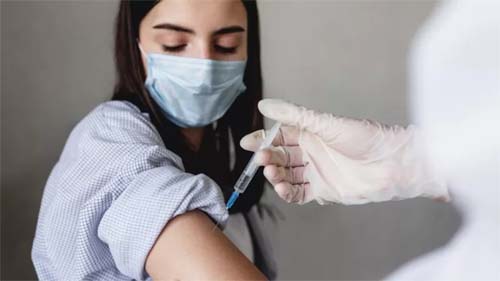 HPV: por que vacina que ajuda a prevenir diferentes tipos de câncer tem pouca adesão no Brasil?