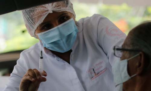 Covid-19: Moderna confirma 13 milhões de doses da vacina para o Brasil