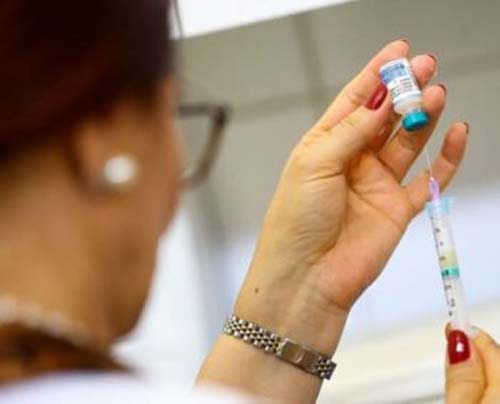Perto de atingir meta, Alagoas apela pais para vacinar filhos contra pólio