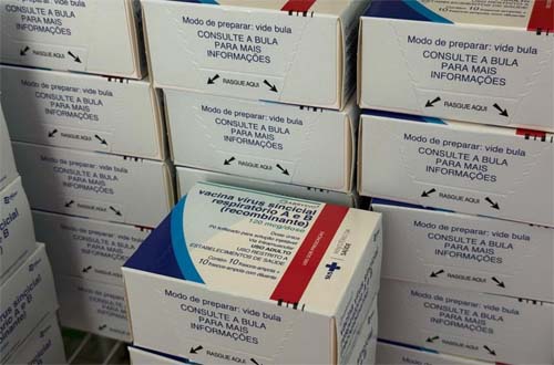 Alagoas inicia distribuição de imunizante contra o Vírus Sincicial Respiratório para gestantes