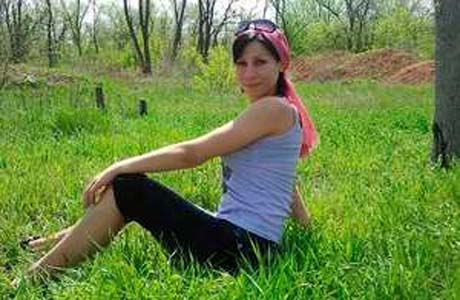 Mulher morre queimada após trair marido em noite de núpcias