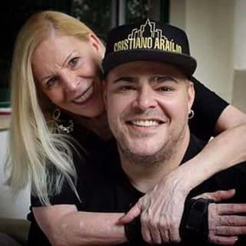 Cantora Vanusa morre aos 73 anos